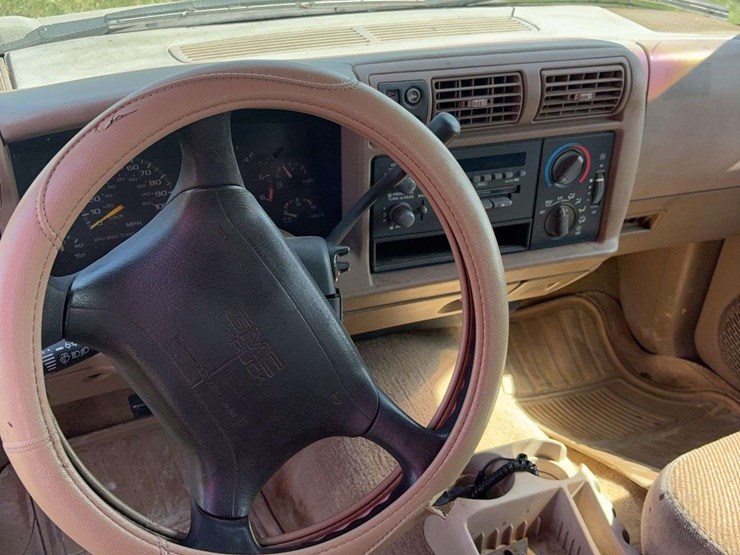 1996-gmc-jimmy-image-12
