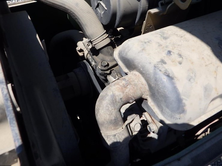 john-deere-4100-image-30