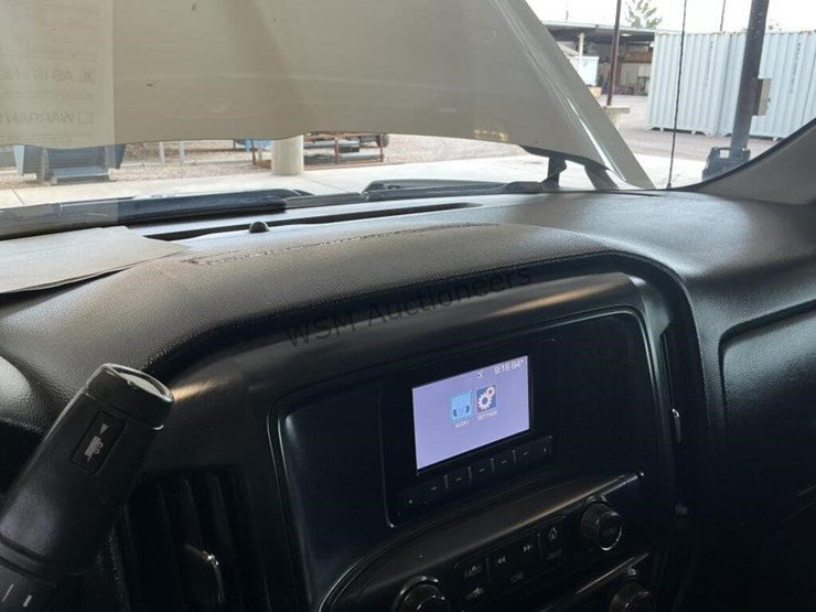 2015-chevrolet-2500hd-image-19