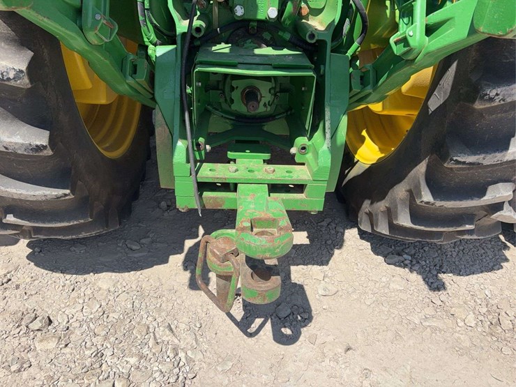 2012-john-deere-8335r-image-12