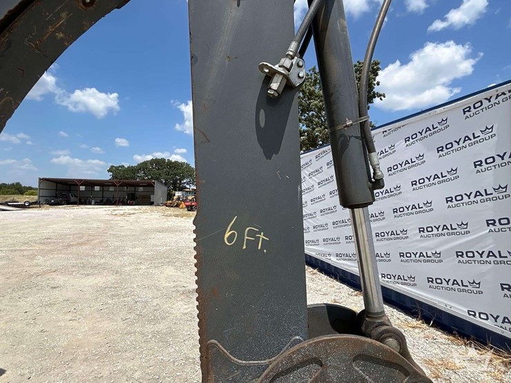 2019-deere-410l-image-27