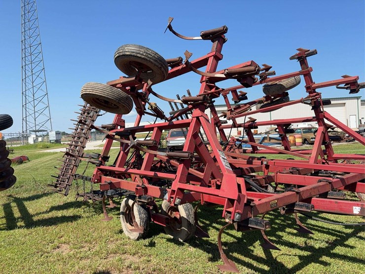 case-ih-4800-image-5