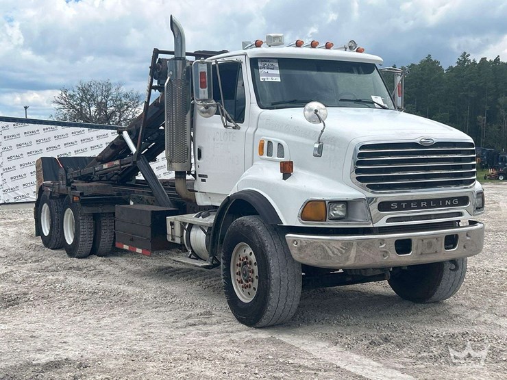 2007-sterling-l9500-image-2