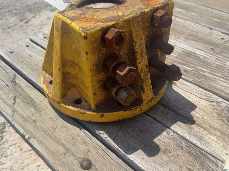 john-deere-338-image-5