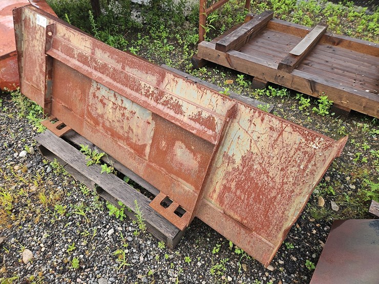 74"-gp-bucket-with-boce-image-3