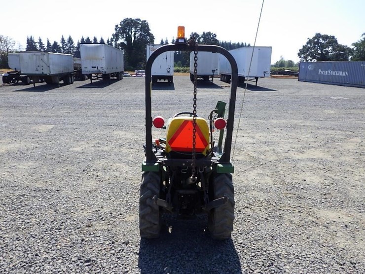 john-deere-4100-image-4