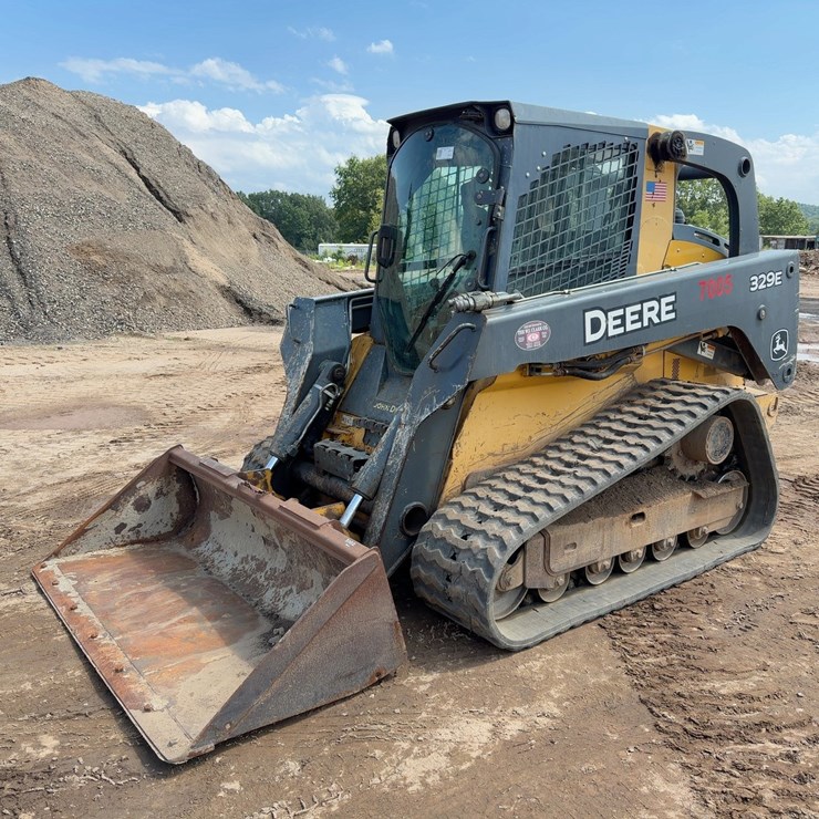 2013 DEERE 329E