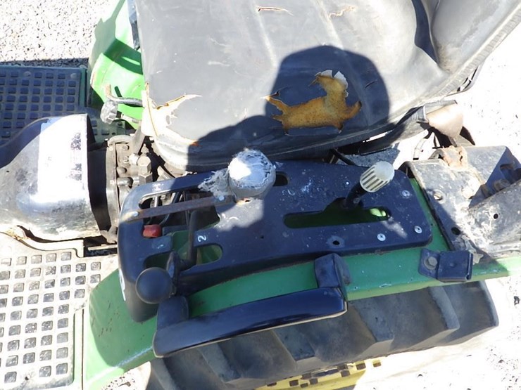 john-deere-4100-image-11