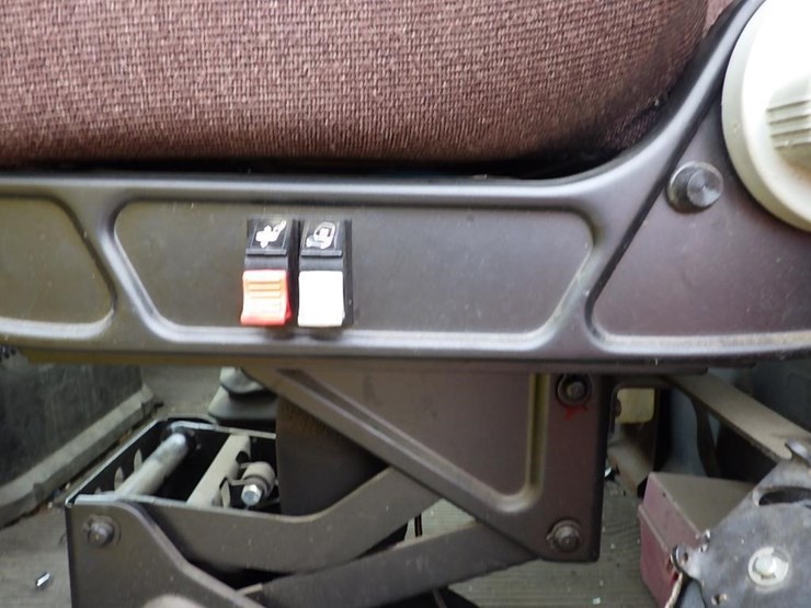 1989-ford-l9000-image-27