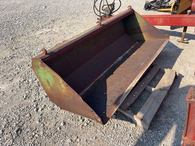 john-deere-148-image-1