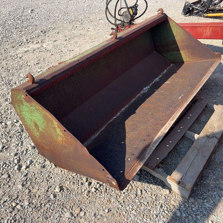 JOHN DEERE 148