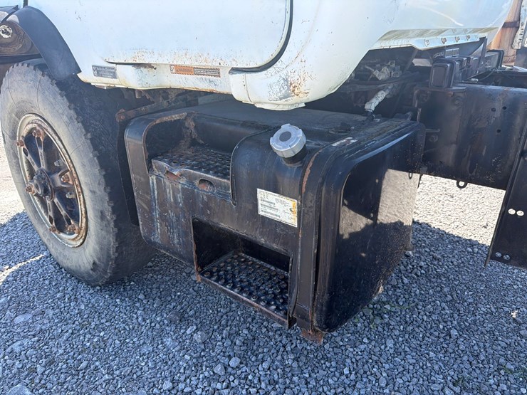 2000-mack-dm690sx-image-19