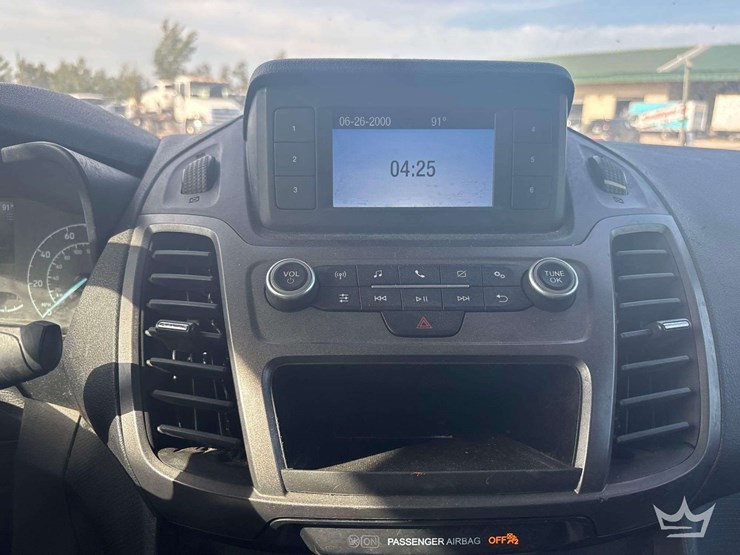 2021-ford-transit-connect-image-16