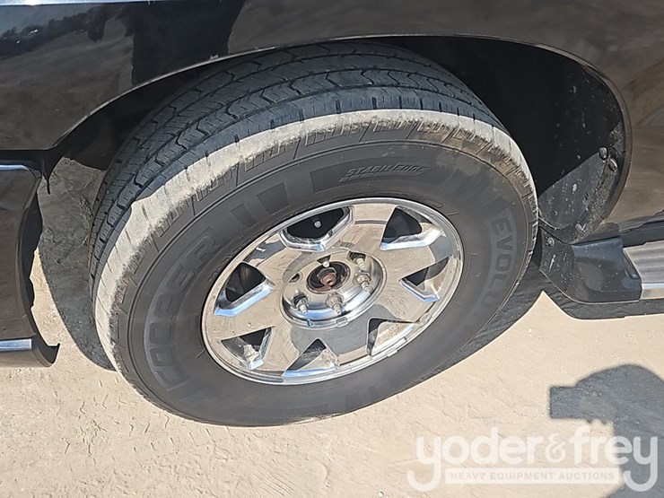 2003-cadillac-escalade-image-12