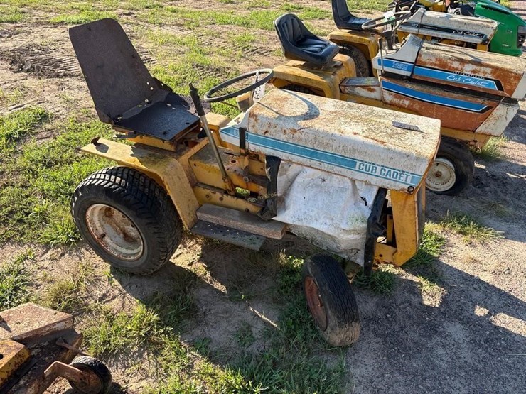 cub-cadet-124-image-1