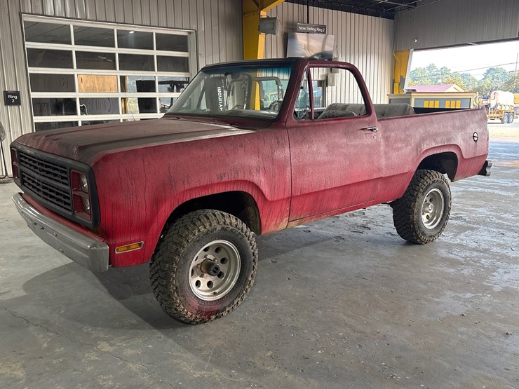 #16325-•-1989-dodge-awl-image-1