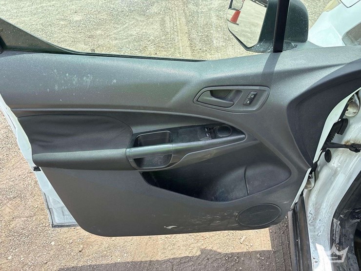 2017-ford-transit-connect-image-12