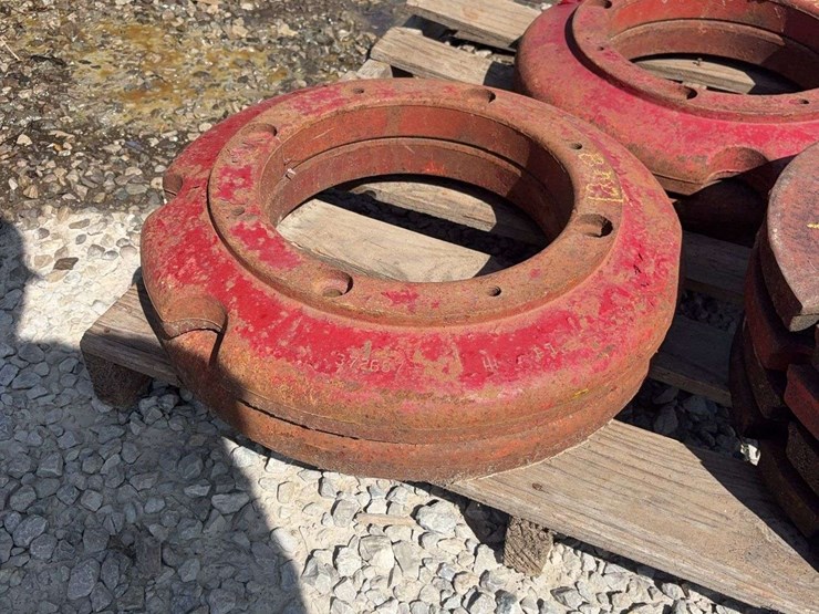 massey-ferguson-4-image-4