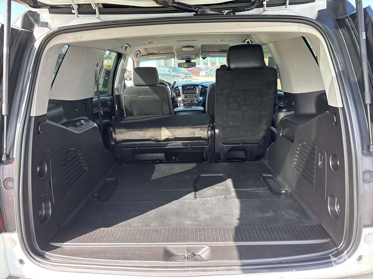 2018-chevrolet-tahoe-image-22