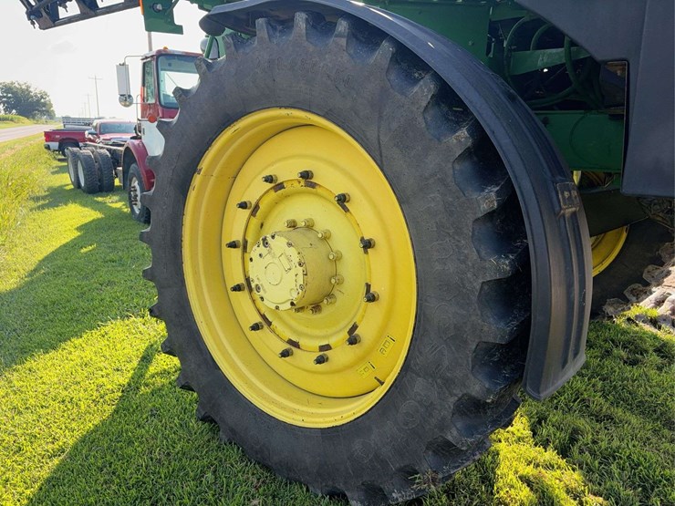 2005-john-deere-4920-image-13