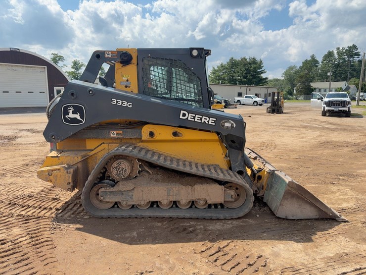 2023-deere-333g-image-6
