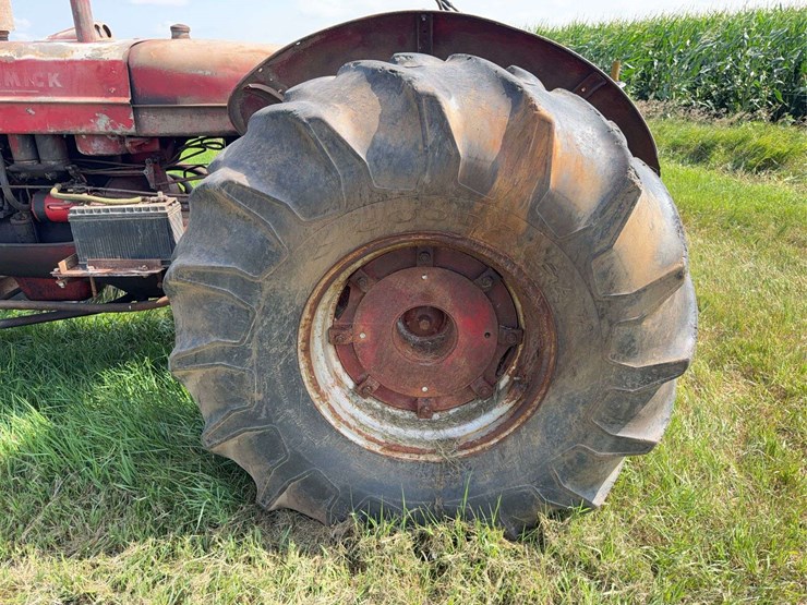 international-mccormick-deering-wd-9-image-39