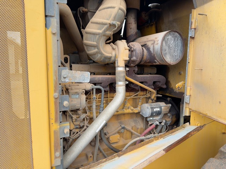 2009-deere-544k-image-19