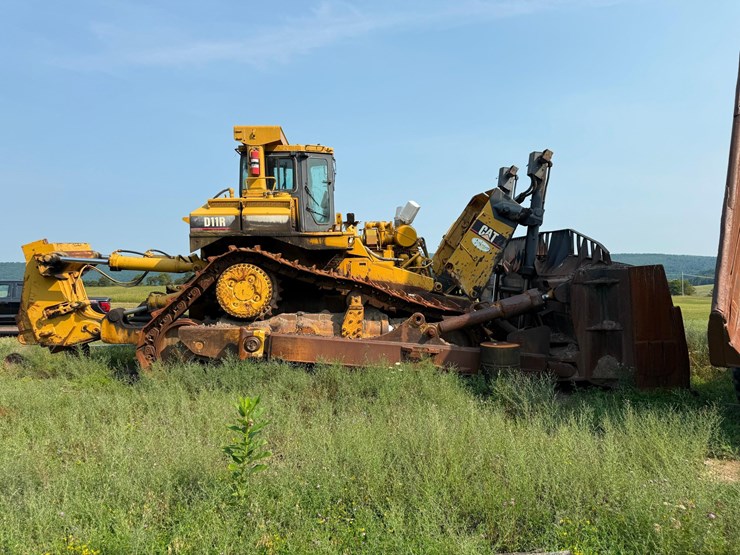 caterpillar-d11r-image-1