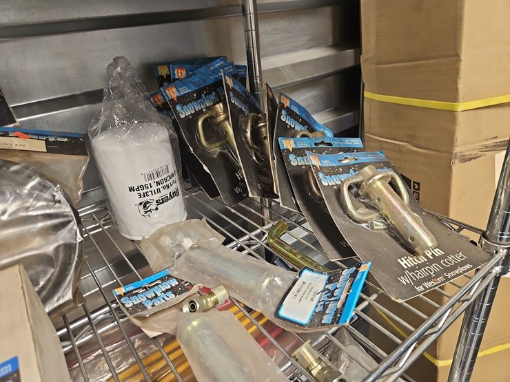 rolling-shelf-with-contents-image-6