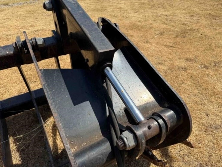 6’-heavy-duty-skid-steer-grapple-image-8