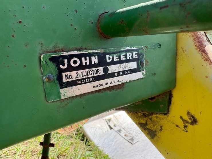 john-deere-24t-image-6