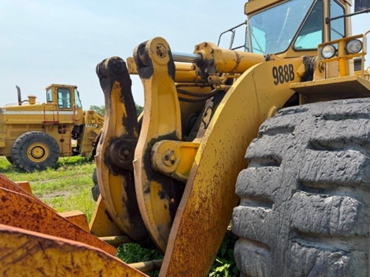 caterpillar-988b-image-10