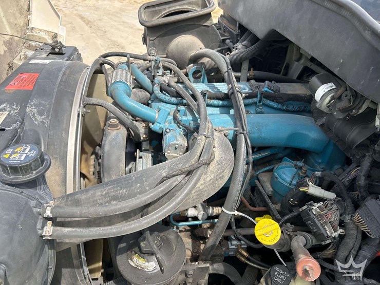 2006-international-durastar-4300-image-10