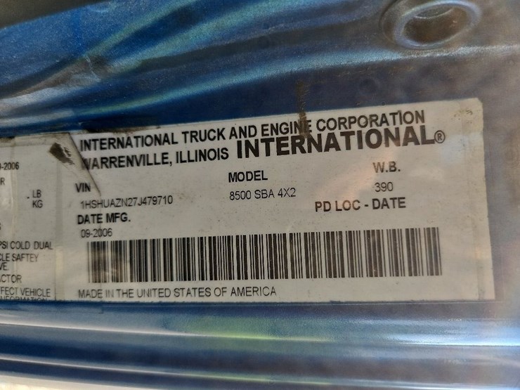 2007-international-8500-s/a-tractor-image-34