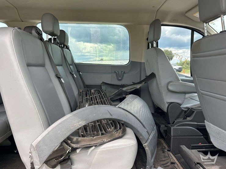 2018-ford-transit-image-22