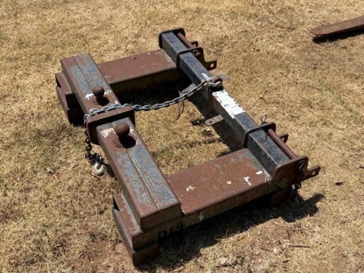 pallet-fork-hitch-shuttle-image-3