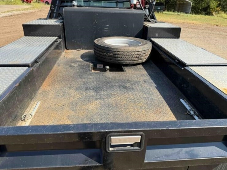 2024-ford-f450-image-5