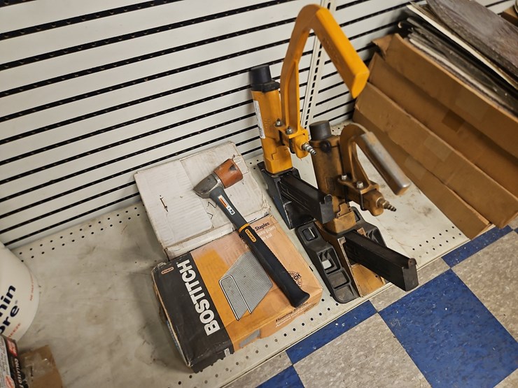 (2)-bostitch-staple-guns-with-staples-image-1
