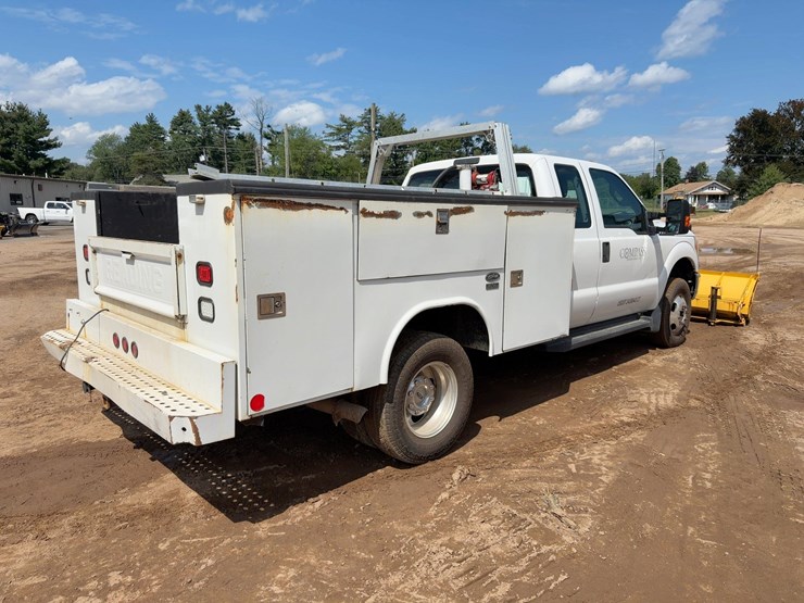 2016-ford-f350-xl-image-5