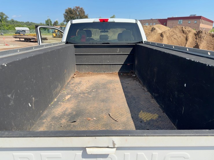 2019-ford-f350stx-utility-truck-image-23