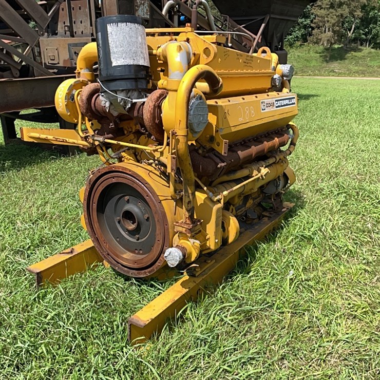 CATERPILLAR D348
