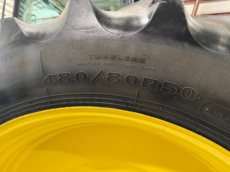 2011-john-deere-8285r-image-5