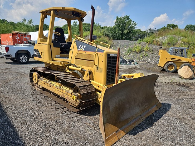 2006-caterpillar-d4g-xl-image-7