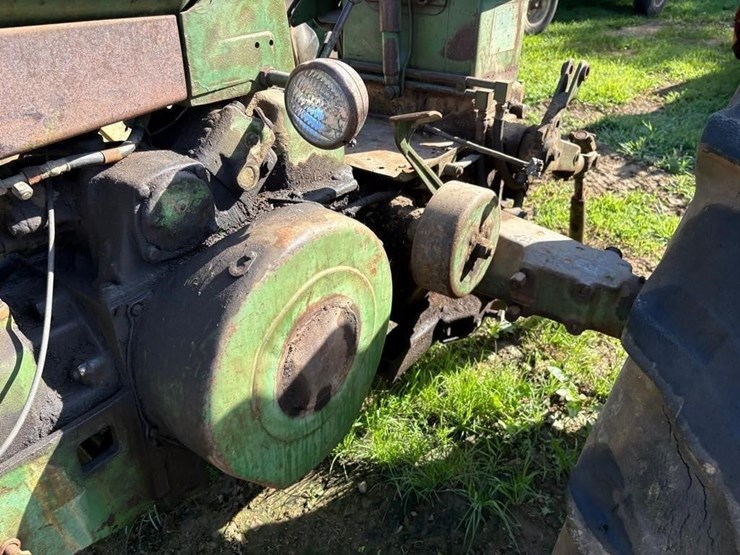 john-deere-530-image-13