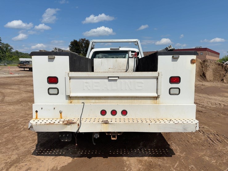 2016-ford-f350-xl-image-4
