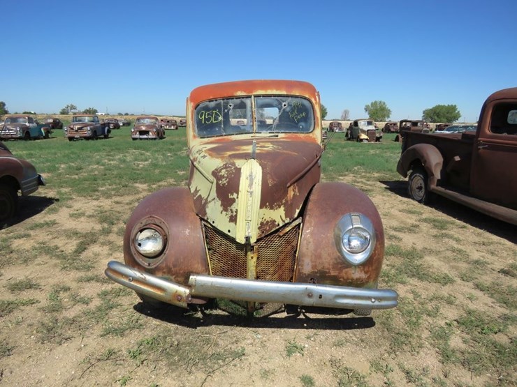 1941-ford-pickup-image-2