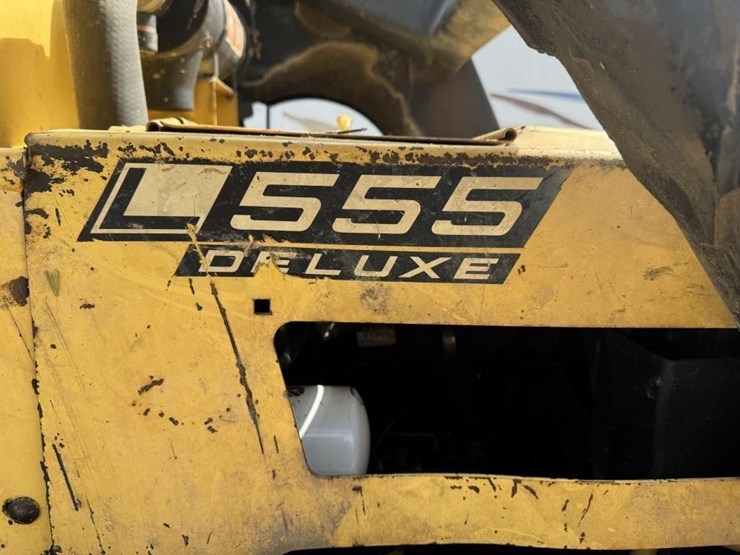 new-holland-l555-image-5