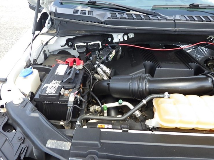 2017-ford-f150-image-18