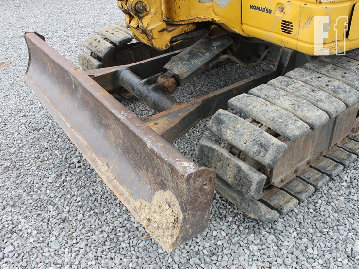 komatsu-pc40mr-2-image-10