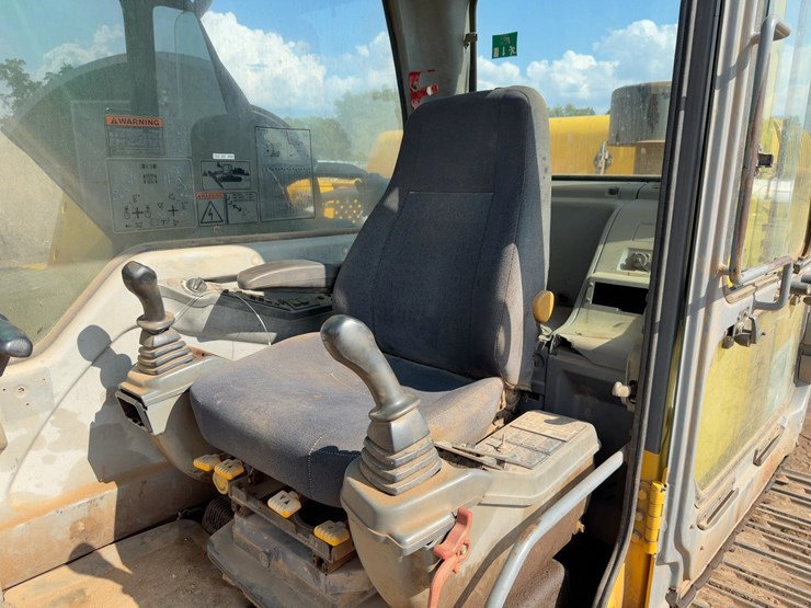 2004-volvo-ec360b-lc-image-35